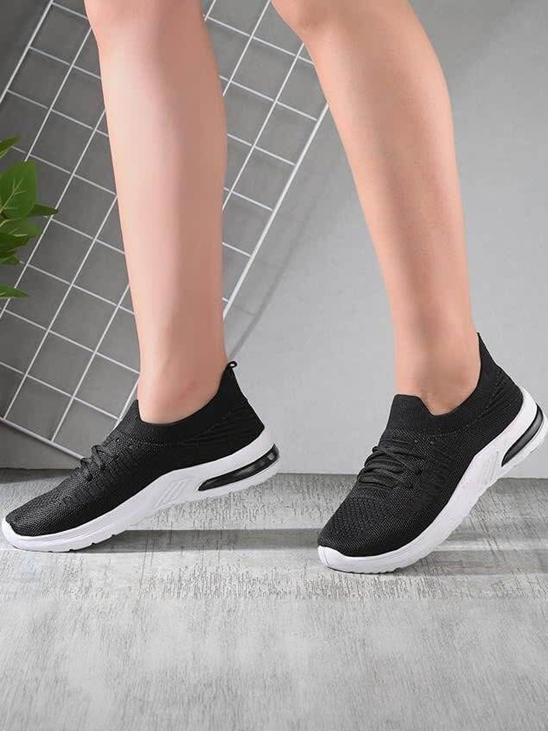 COOPERWINGS Women Mesh Running Non-Marking Shoes