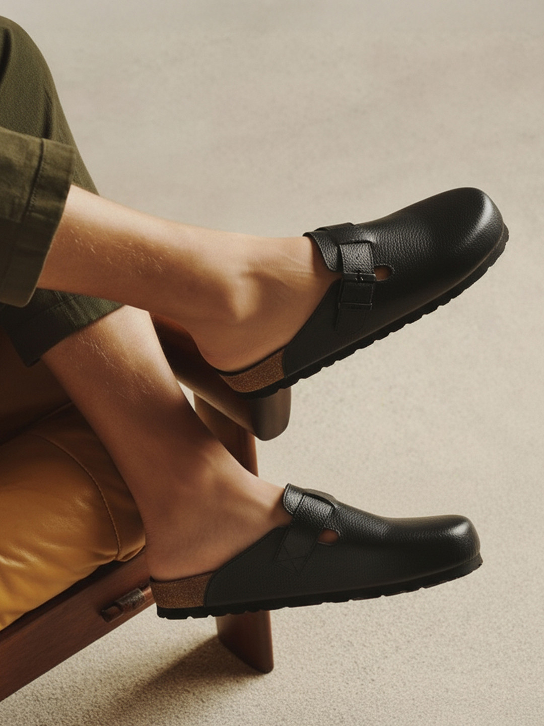 NoStrain Men Round Toe Mules With An Adjustable Buckle