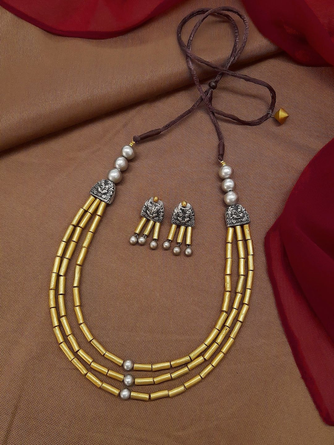 JUMKEY Multilayered Necklace And Earrings