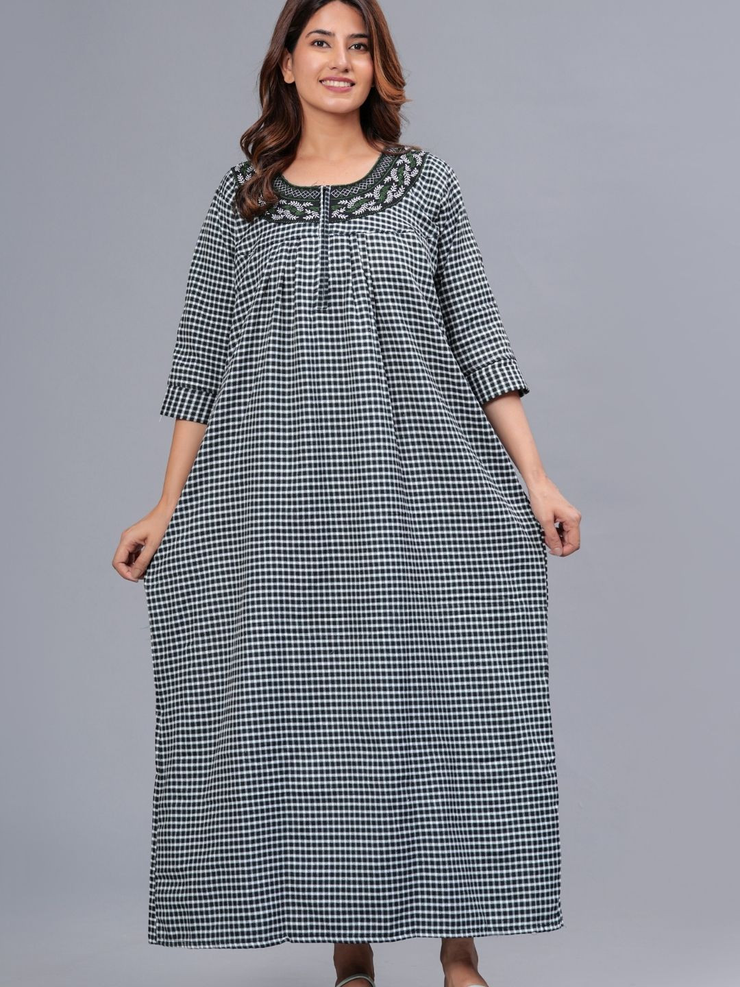 HARGUN NIGHT WEAR Women Checked Maxi Nightdress