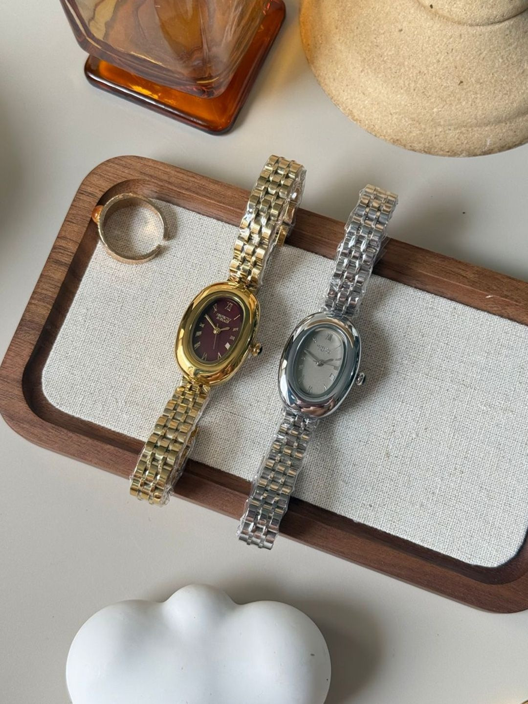 Perfectly Average Soulmate Oval Silver-Toned Watch For Women