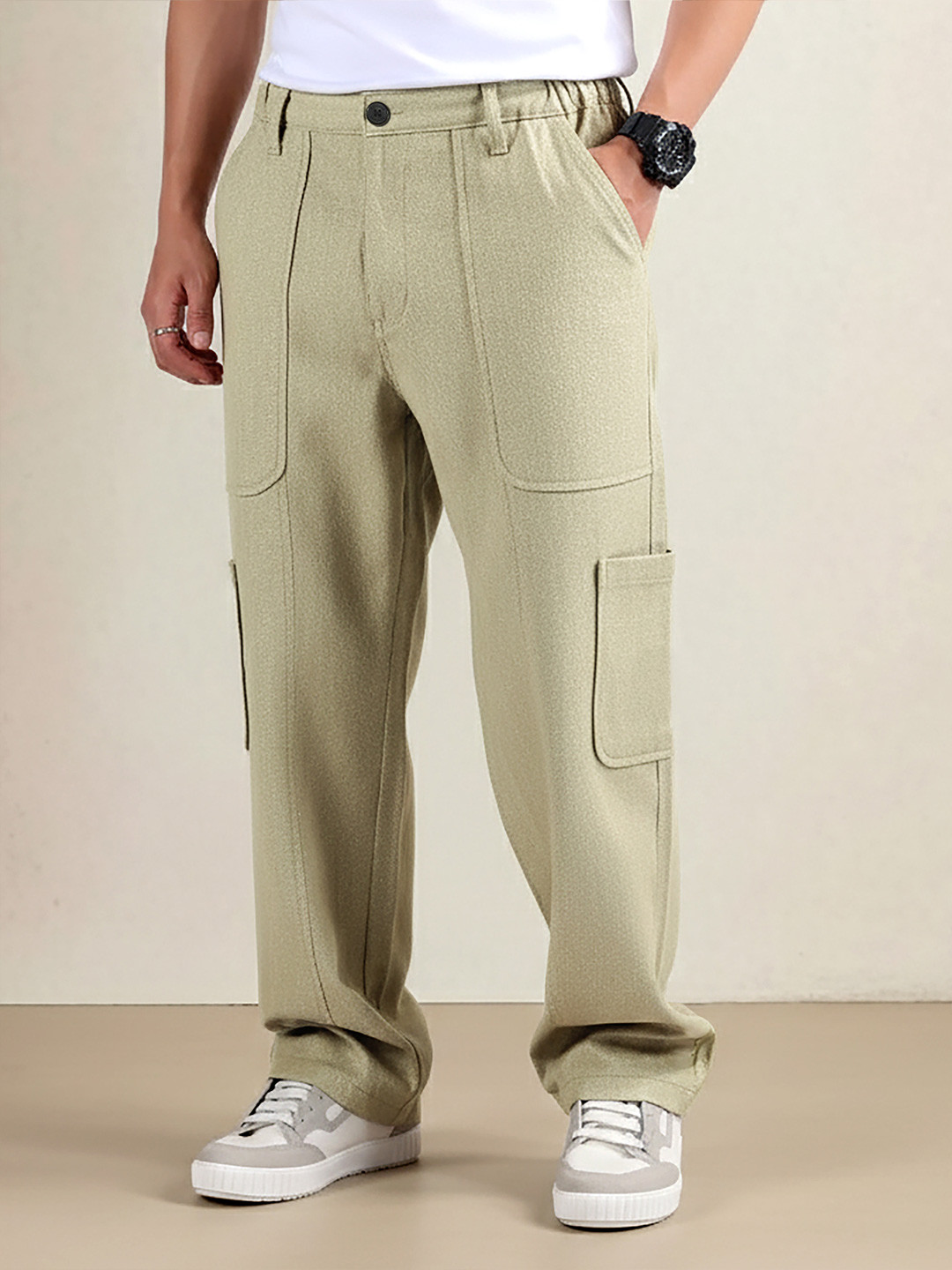 Beyoung Men Elasticated Pleated Cargos Trousers