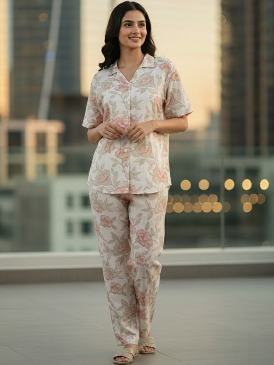 ETC Women Printed Floral Notch Collar Night suit