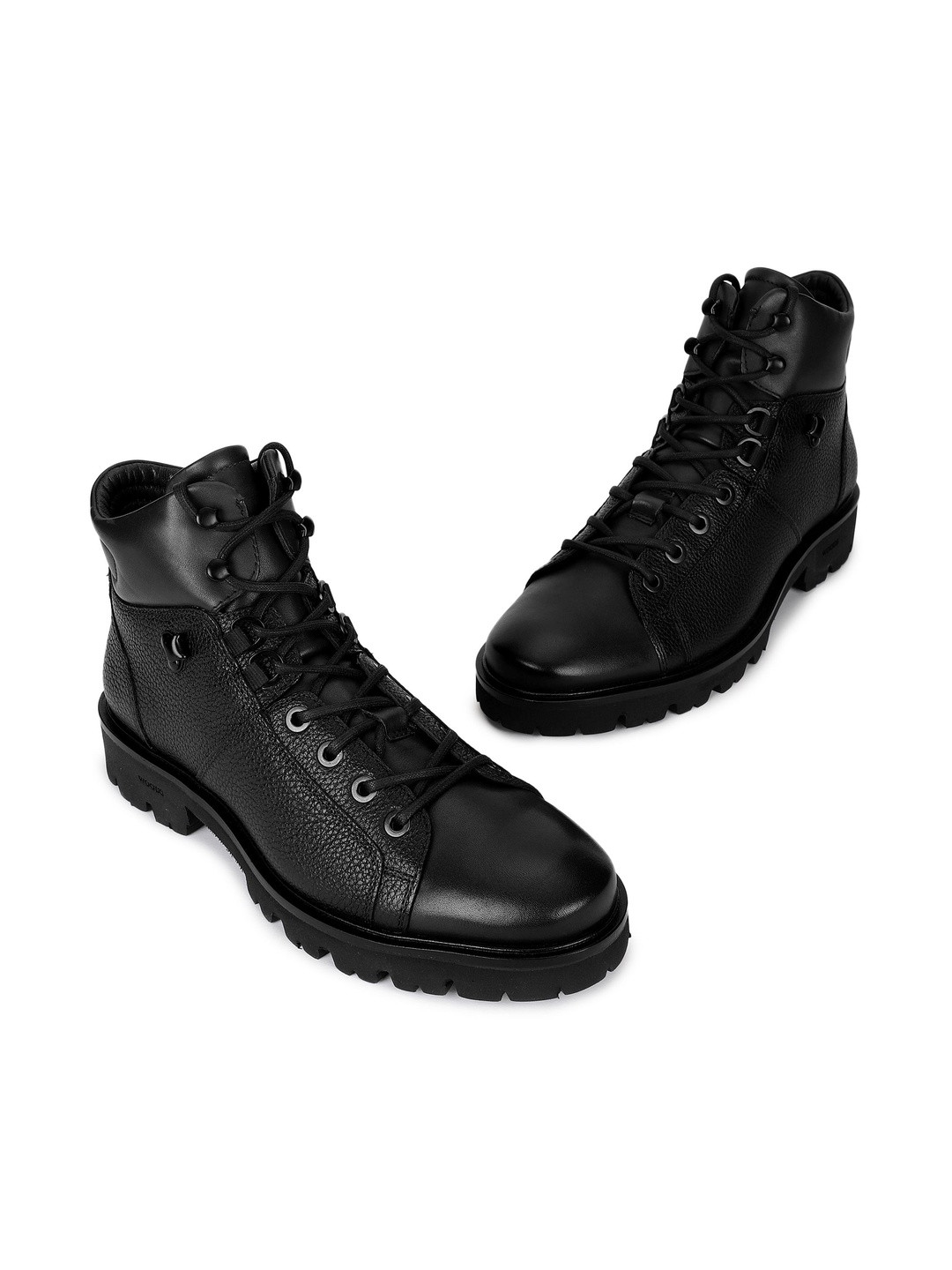 Woodland Men Textured Leather Round-Toe Block Heel Regular Boots