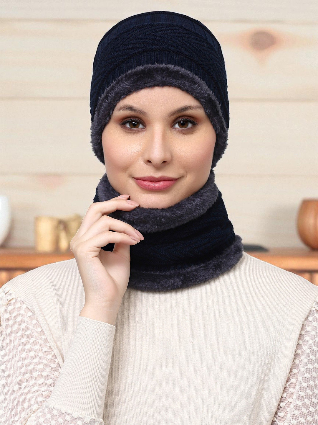 WEAVERS VILLA Women Beanie Fur Cap with Neck Warmer