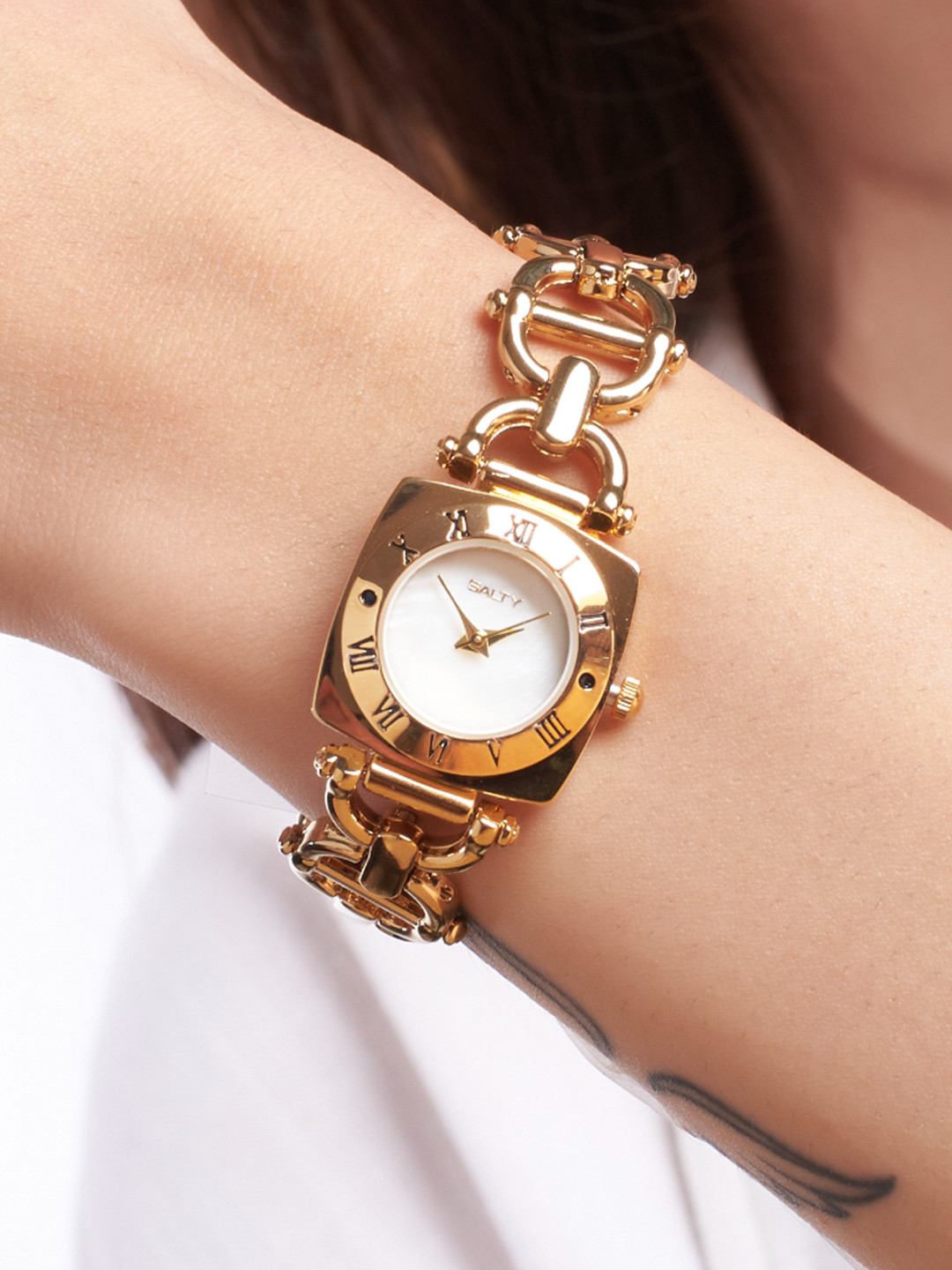 SALTY Women The Golden Legacy Watch WT-S-0027-G-WH