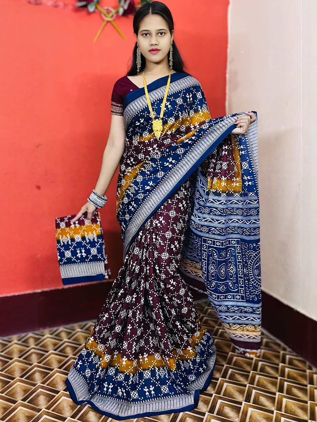 ARTFUL THREADS Ethnic Motifs Pure Cotton Handloom Sambalpuri Saree