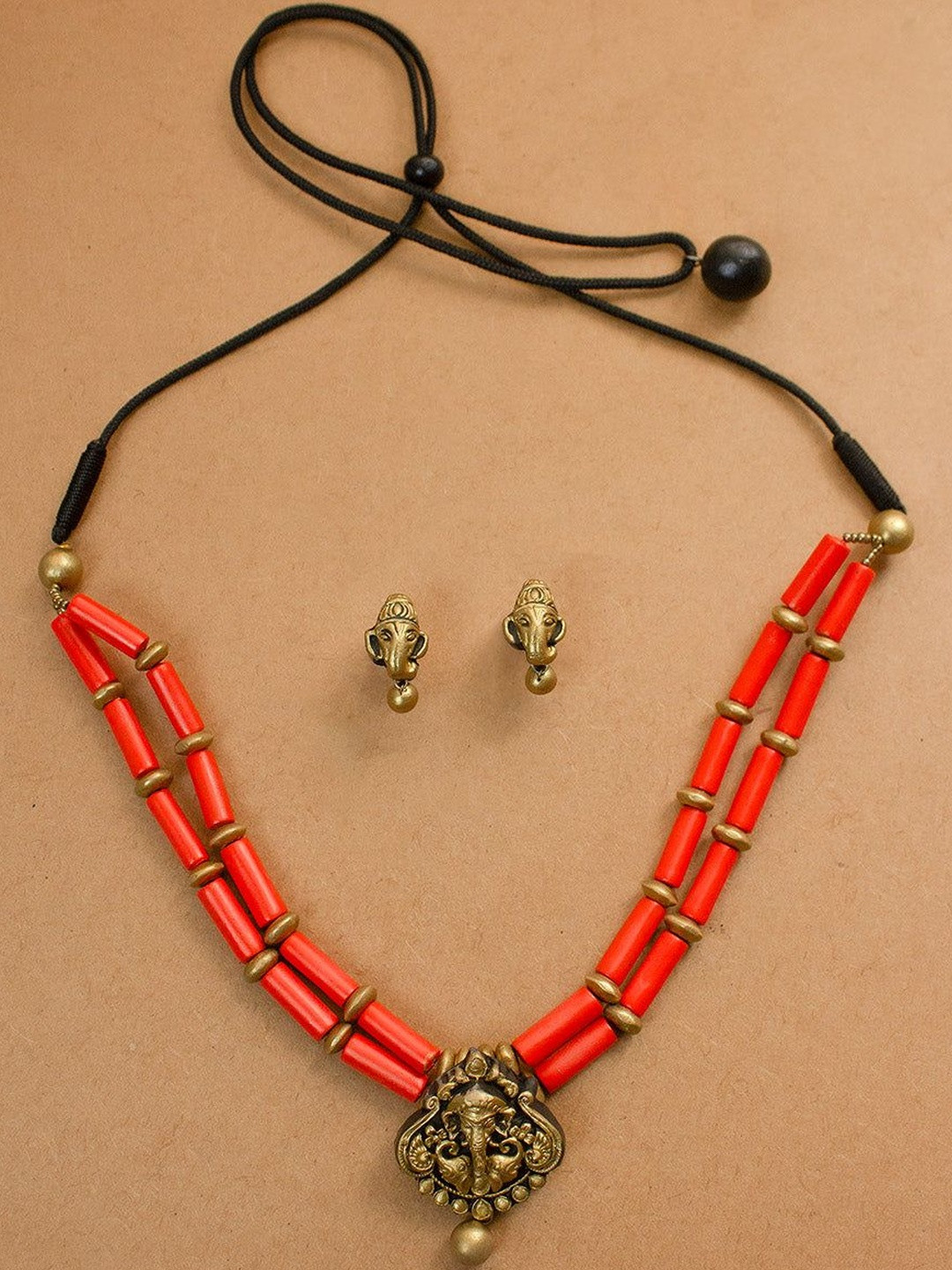 JUMKEY Minimalistc Terracotta Ganesha Choker Necklace And Earrings