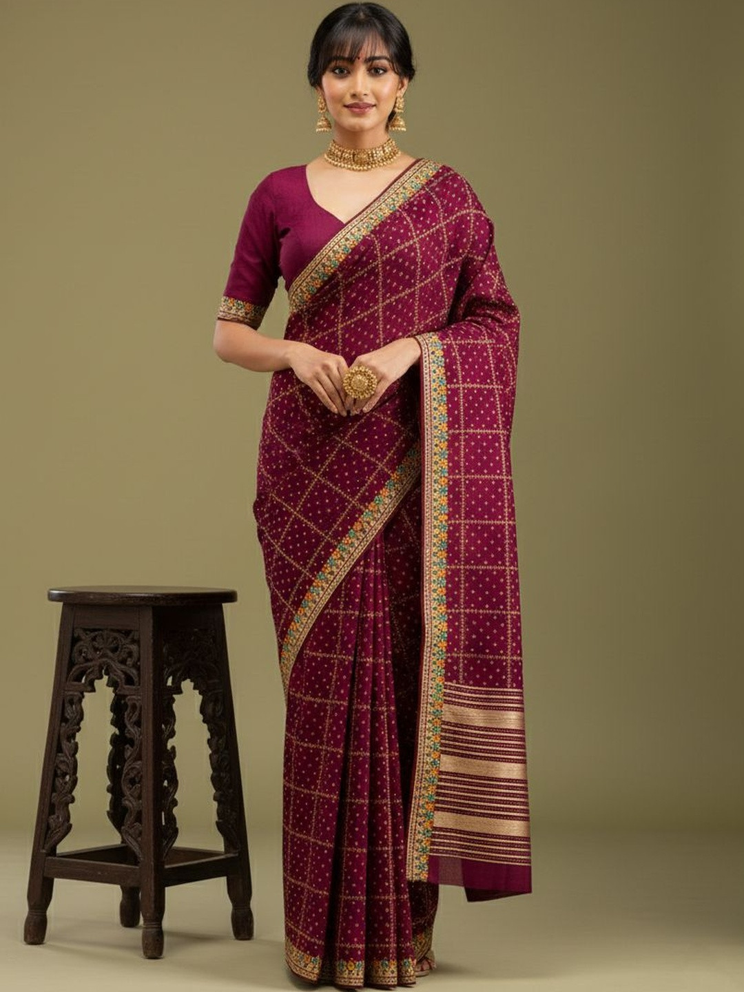 GEN Z TRENDS Ethnic Motifs Zari Silk Blend Handloom Saree