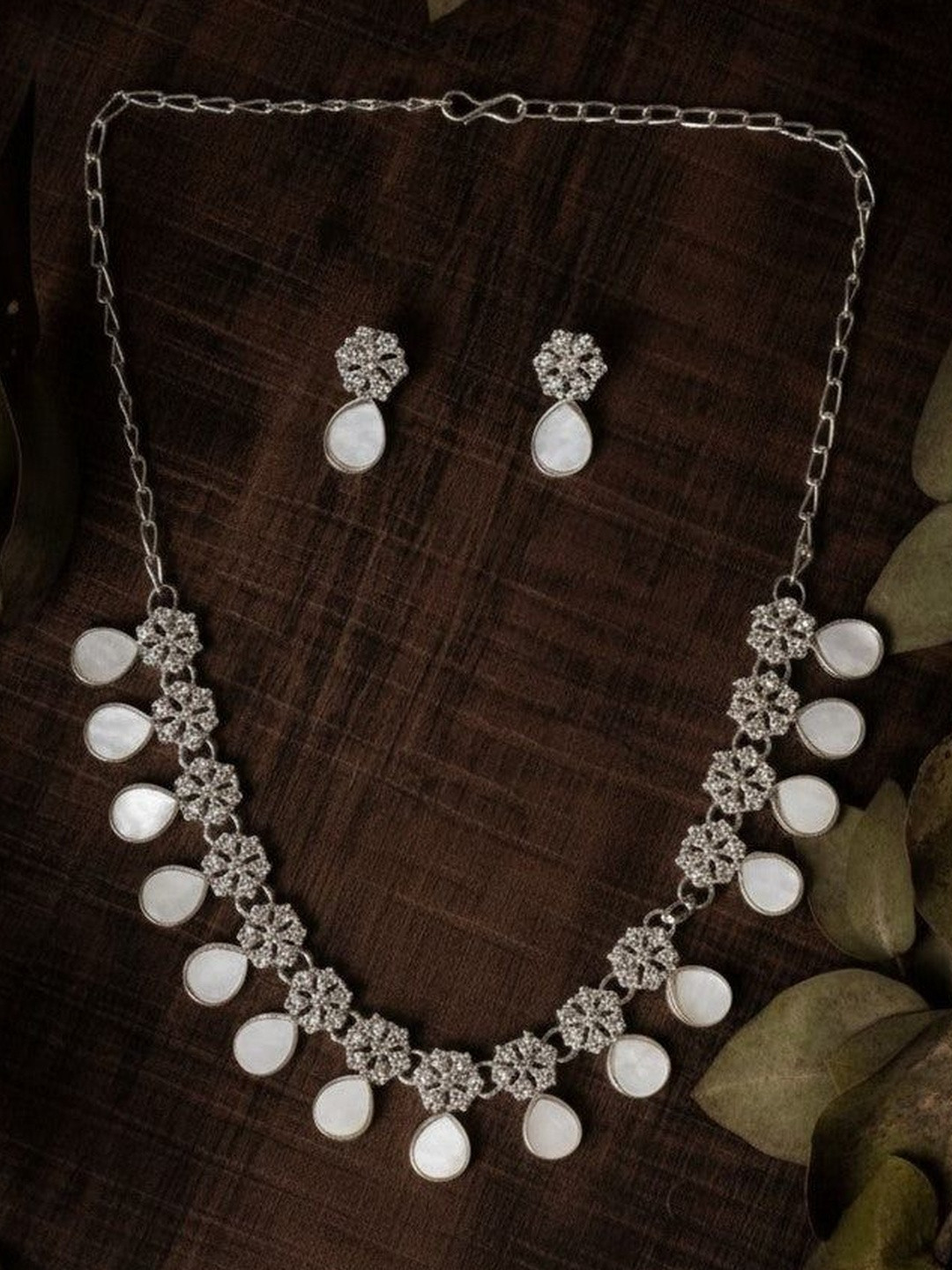 MEIRA JEWELLERY Stone-Studded Jewellery Set