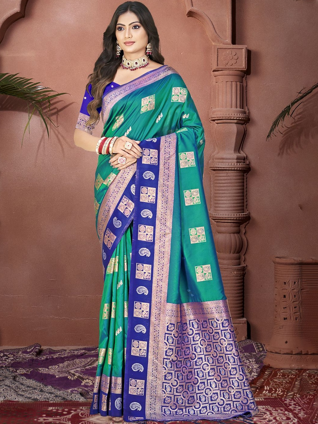 DEVATITHI Subhadra Rama Ethnic Motifs Zari Silk Saree