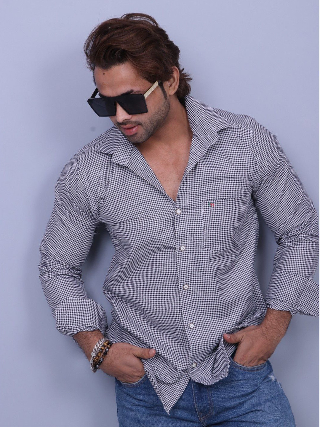 MODERNITY Men Regular Fit Micro Checked Spread Collar Casual Shirt