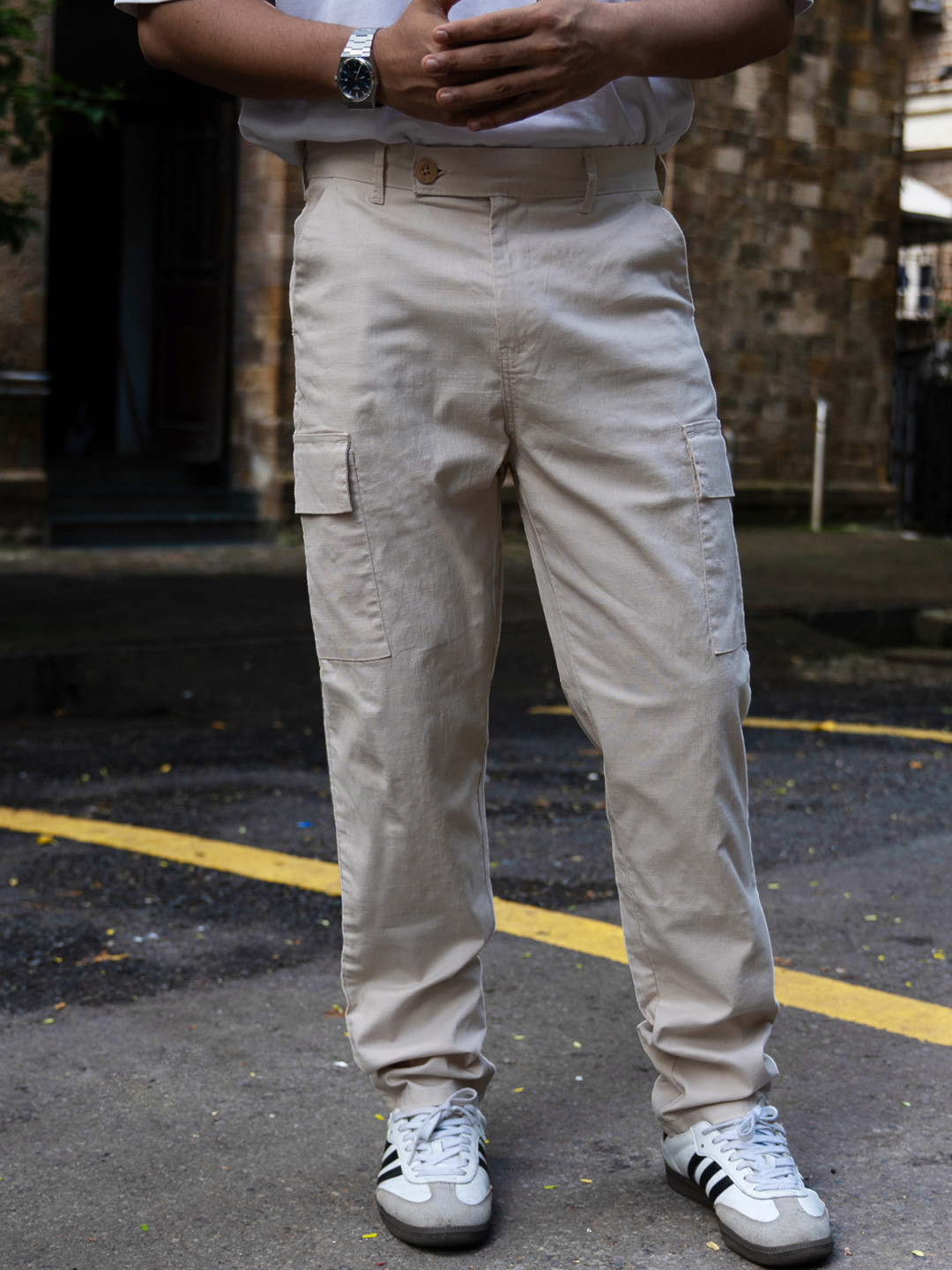 Powerlook Men Cream Regular Fit Cargos Trousers