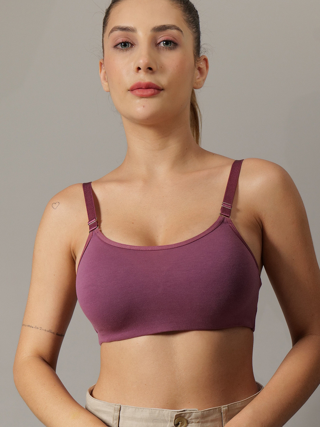 BODYSIZE Womens Everyday Sports Bra