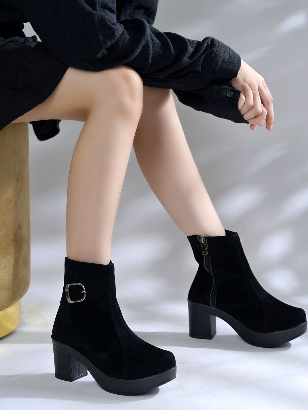Shoetopia Women Block-Heeled Mid-Top Boots
