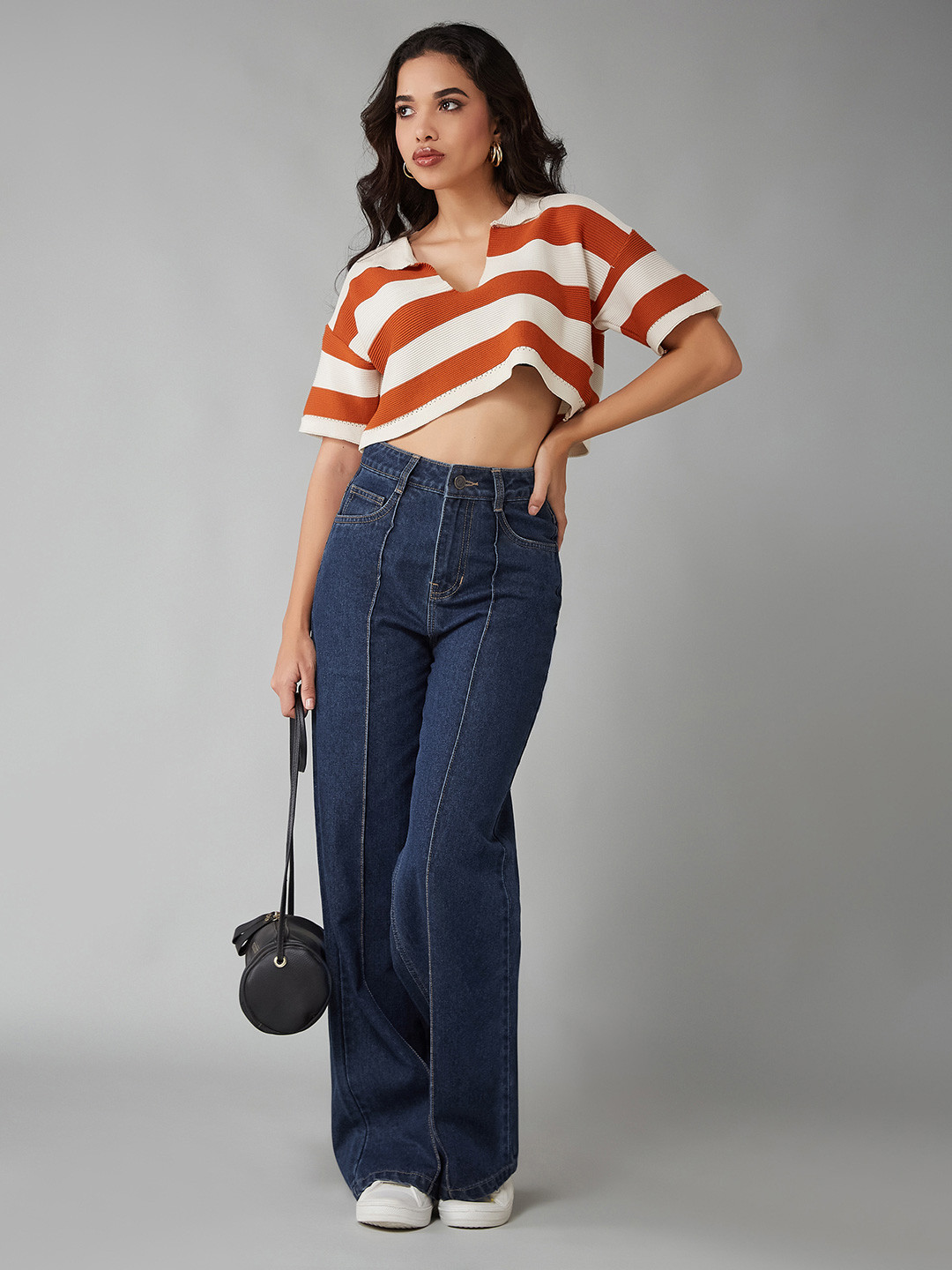 DOLCE CRUDO Women Wide Leg High-Rise Clean Look Panelling Non Stretchable Jeans