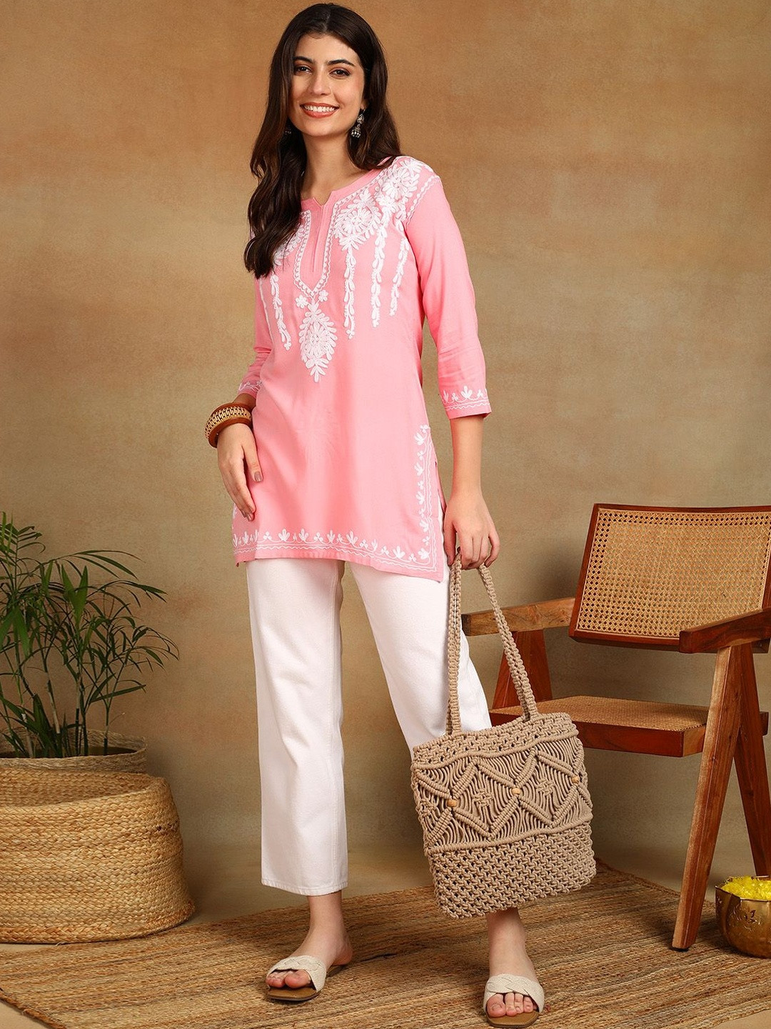 TOP N THREAD Women Floral Embroidered Aari Work Straight Daily Kurti