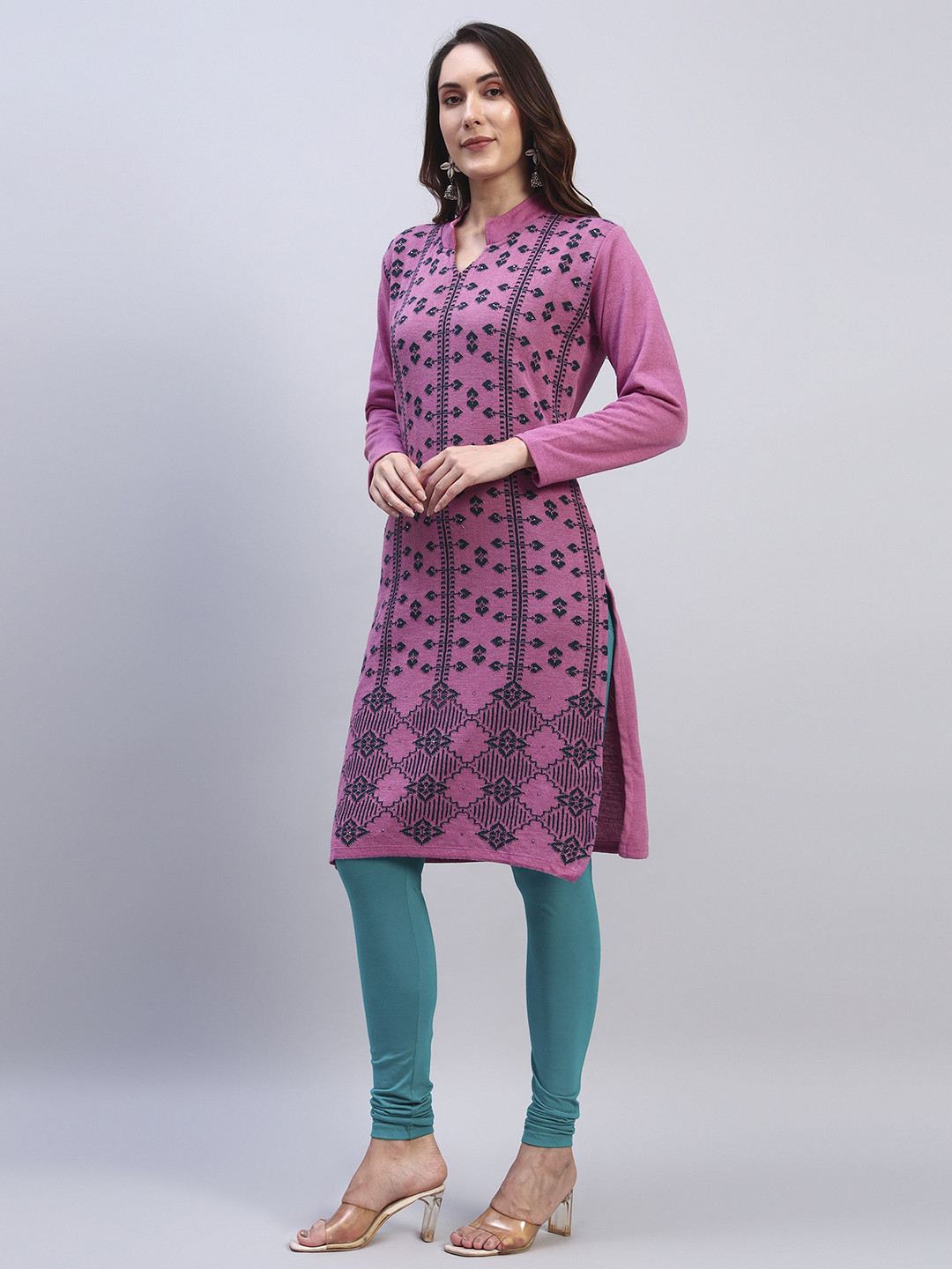 ZEPPI Women Geometric Embroidered Flared Sleeves Gotta Patti Woollen Pathani Kurta