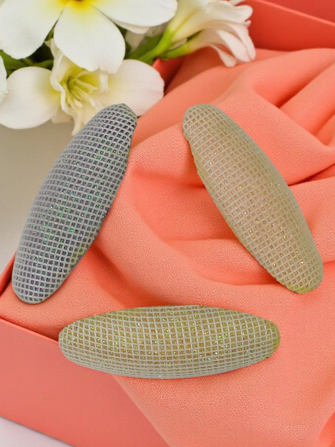 AccessHer Set Of 3 Minimal Clip-on Broochs