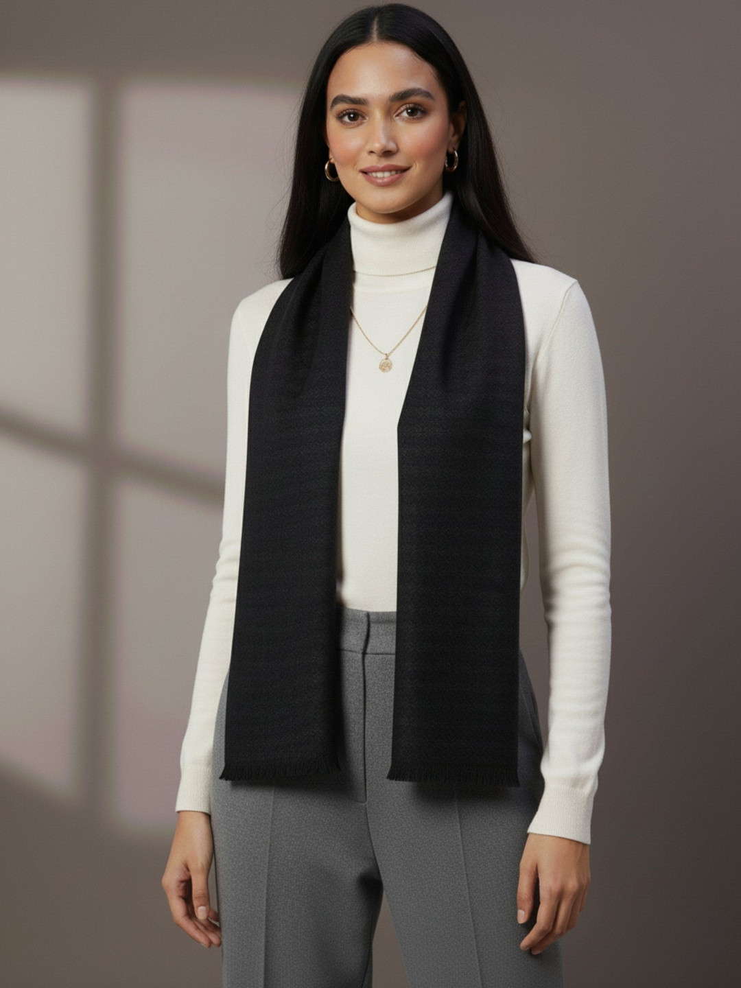 Zamour Women Self Dresign Woollen  Mufflers