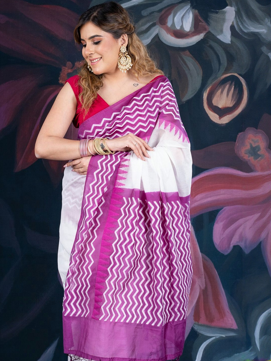 BAEDESI Chanderi Cotton Saree with Contrast Pallu and Temple Border