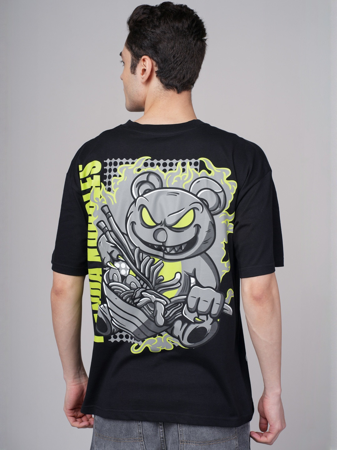 OUTLAWS Men Oversized Graphic T-shirt