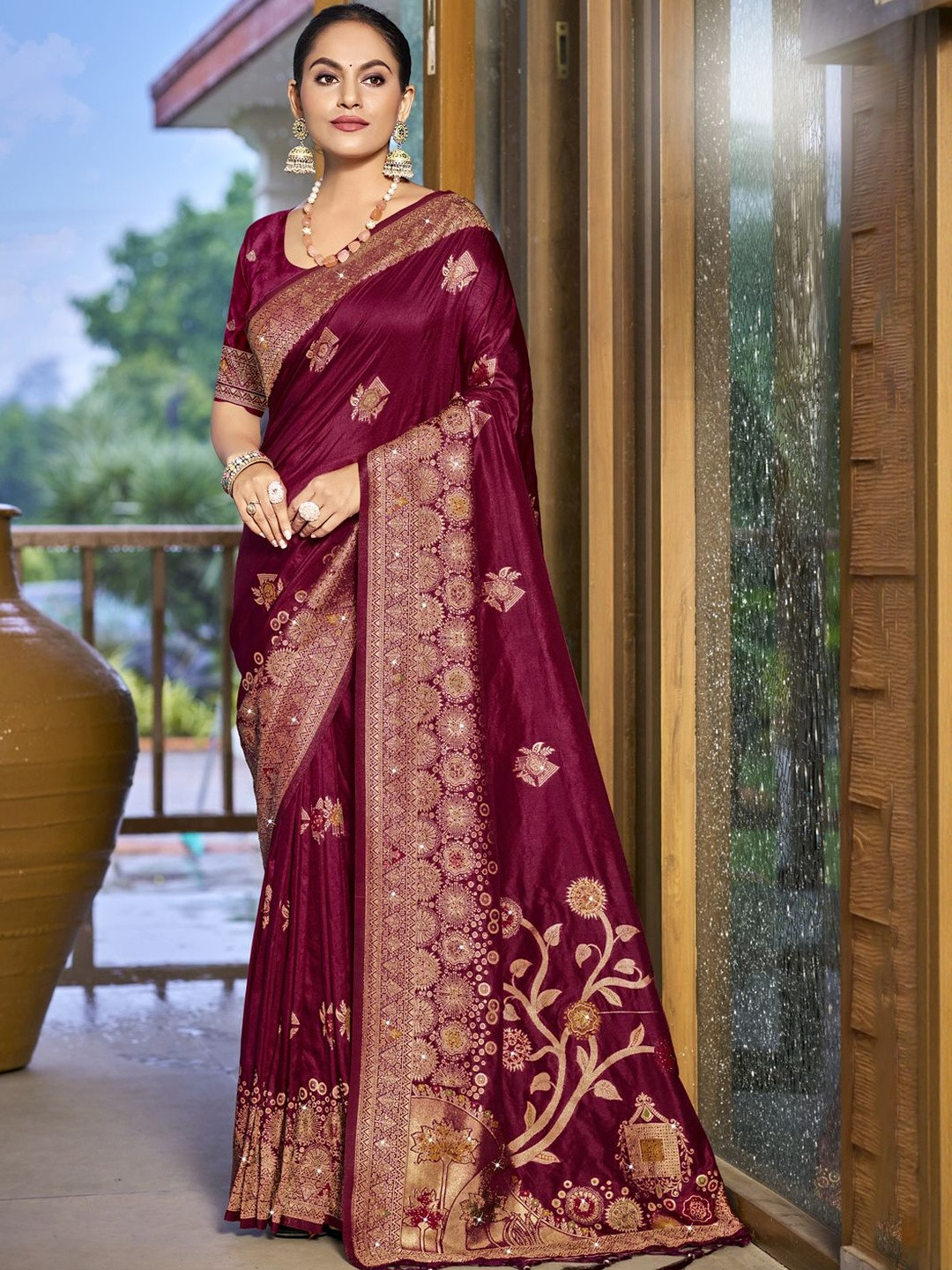 DEVATITHI Magenta Woven Design Zari Silk Saree