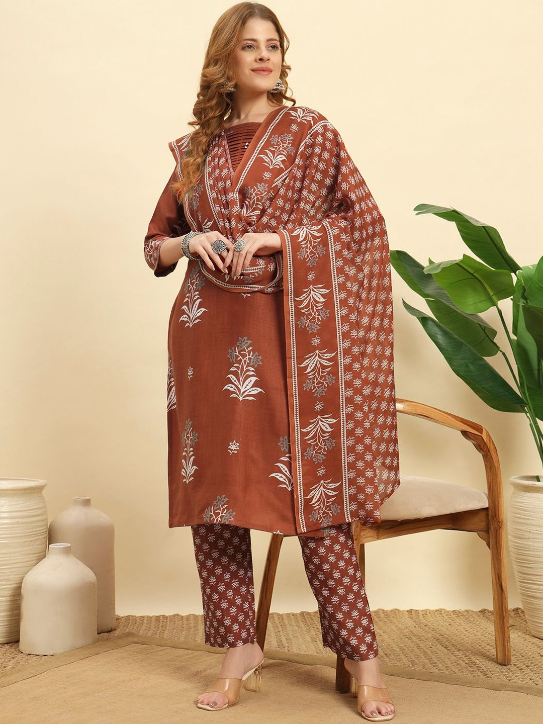 NE STYLE Women Floral Printed Regular Phulkari Kurta with Trousers & With Dupatta