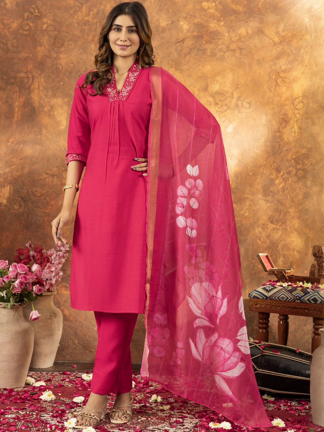 AAHRA Women Floral Embroidered Regular Thread Work Kurta with Trousers & With Dupatta