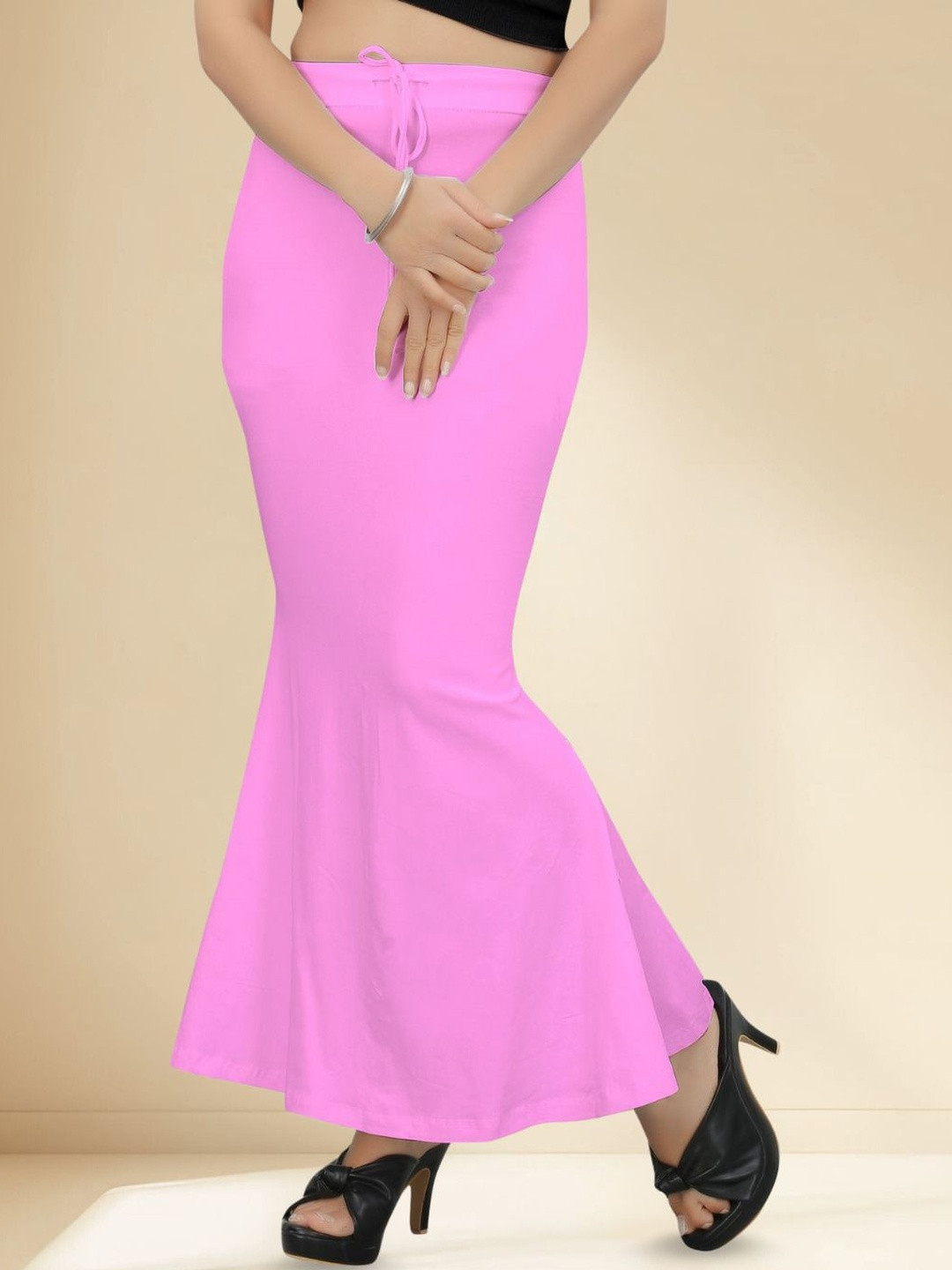 POOJARAN SAREE Women Fish Cut Design Saree Shapewear