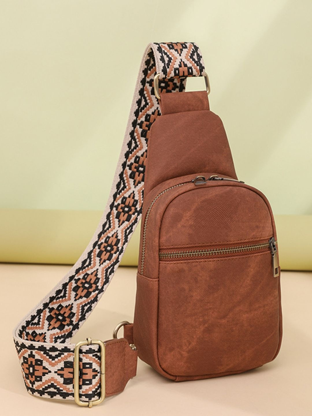 StyleCast Women Solid Casual Crossbody Small Backpack