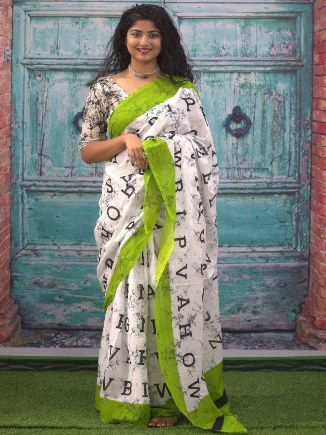 Moda Rapido Abstract Printed Pure Cotton Ikat Saree
