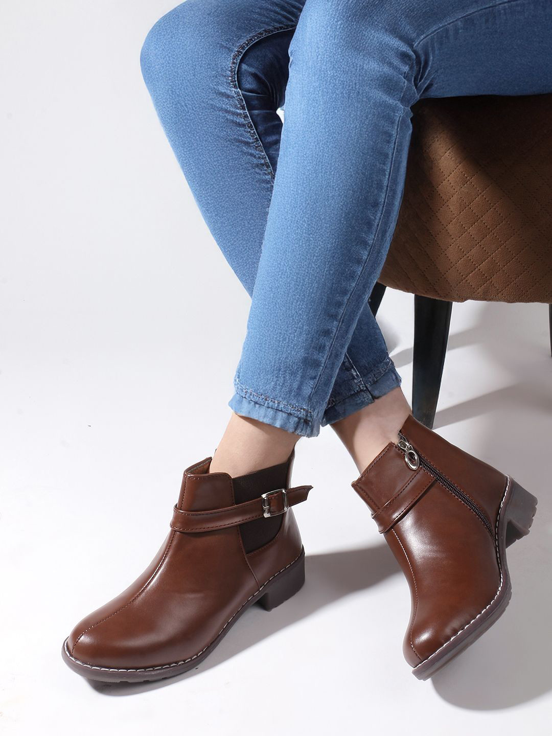 Sole Saga Women Block-Heeled Round-Toe Chelsea Winter Boots