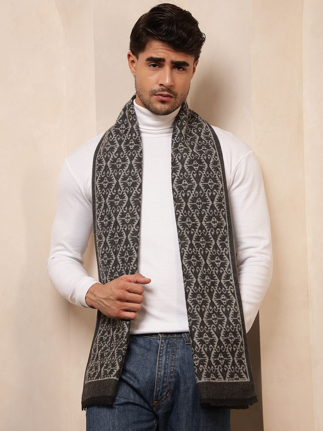 HANDICRAFT PALACE Men Patterned Damask Reversible Muffler