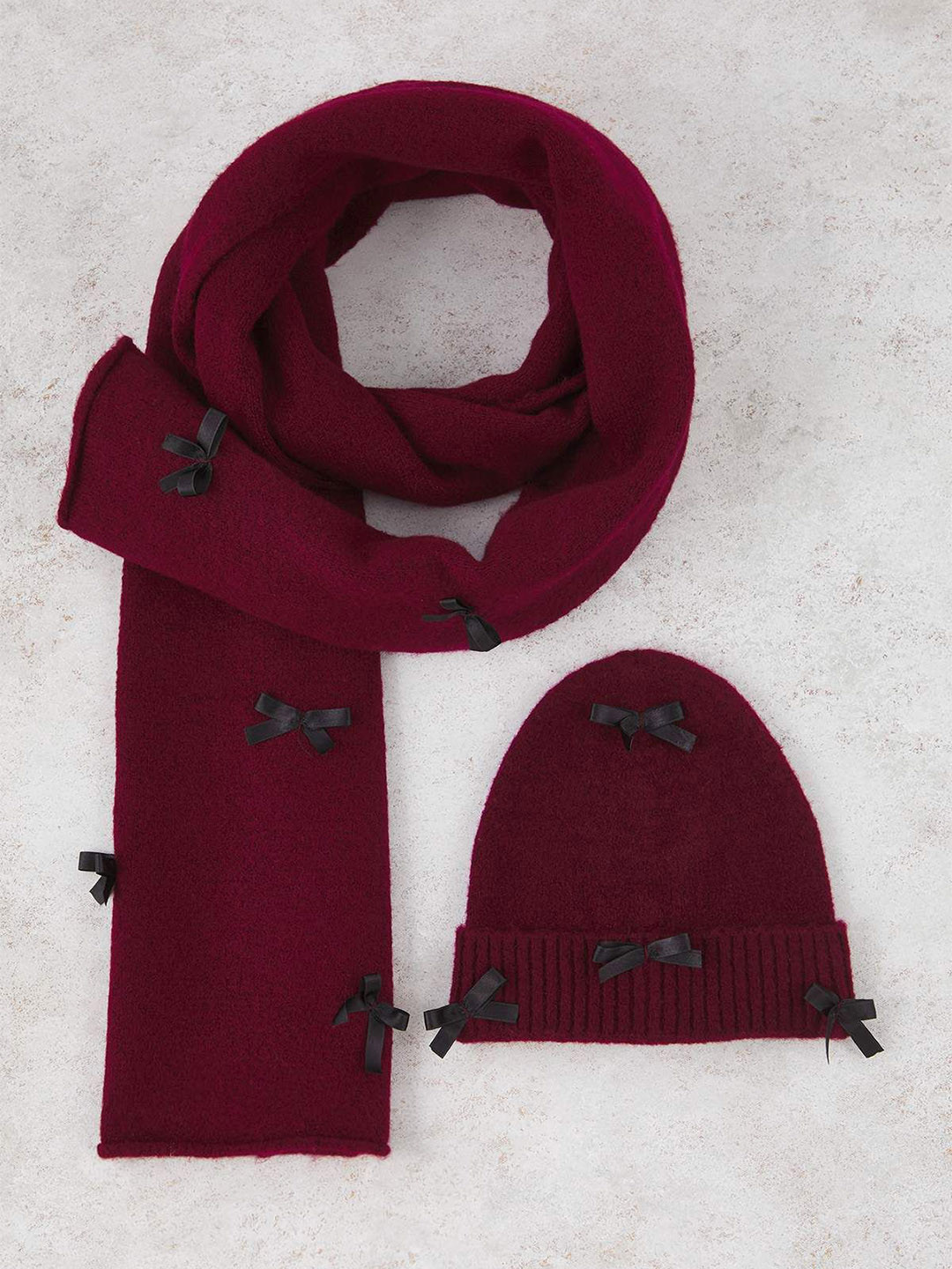 Trendyol Women Self Design Scarf with Cap