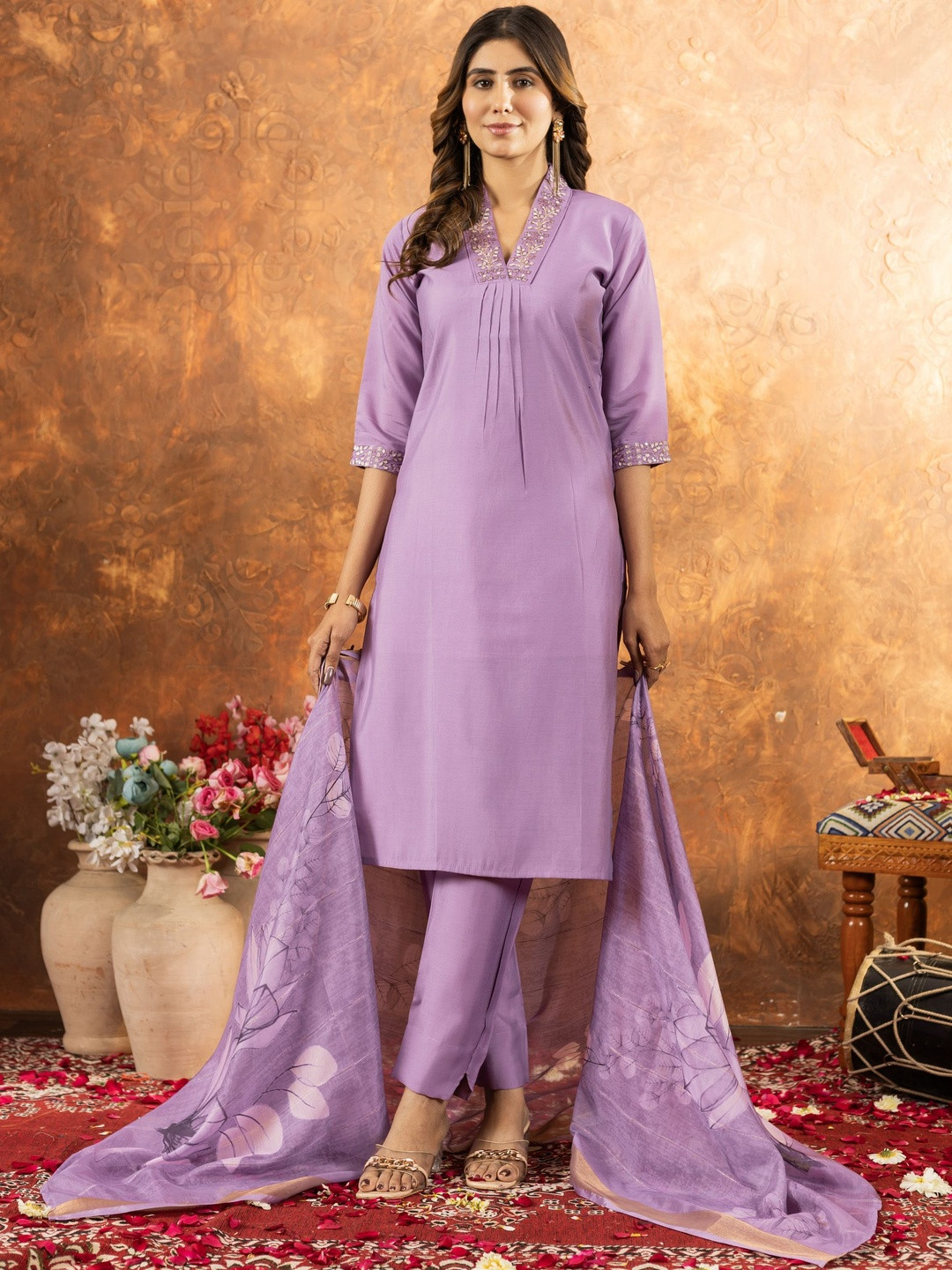 AAHRA Women Ethnic Motifs Regular Thread Work Kurta with Trousers & With Dupatta