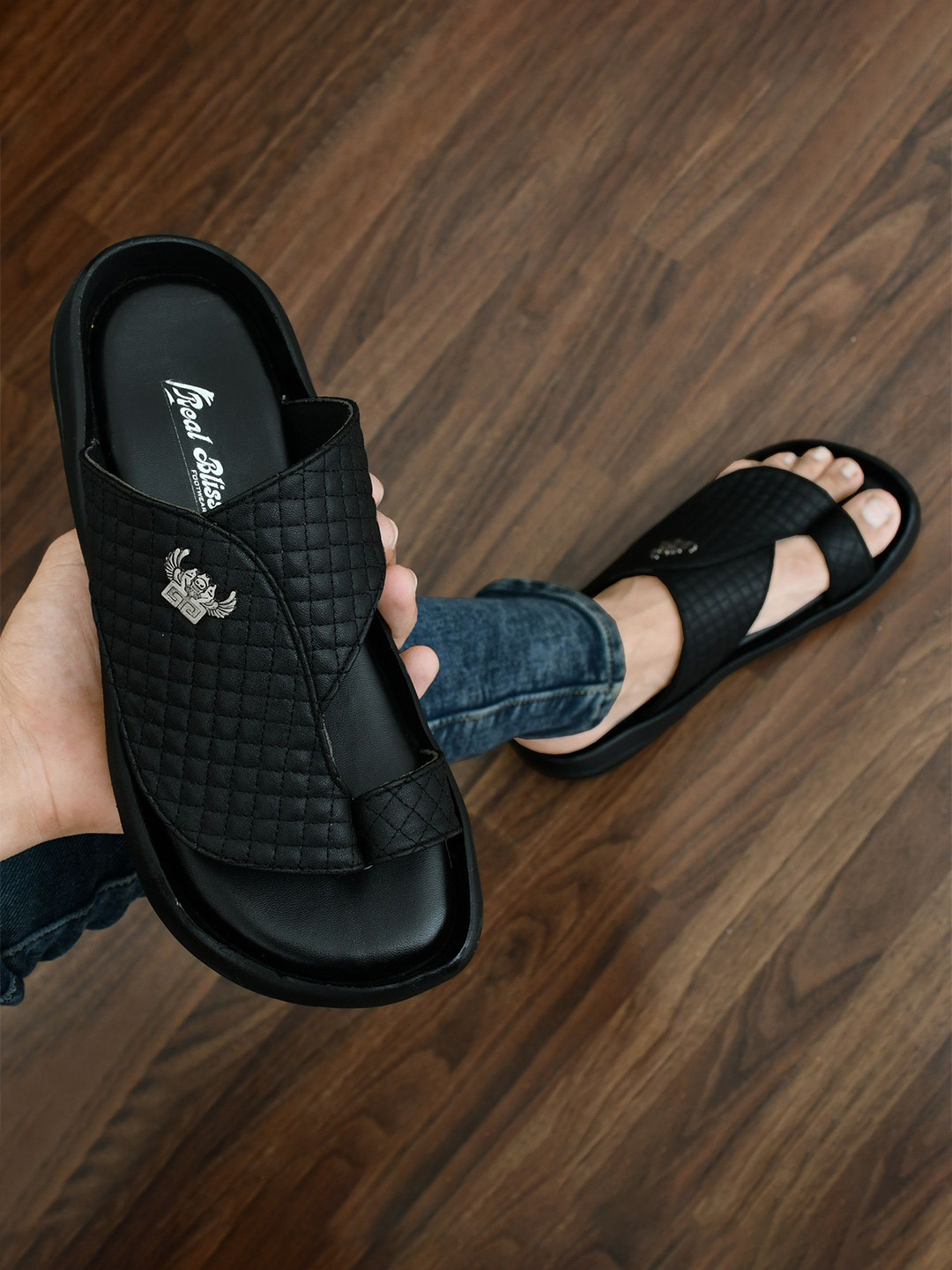 REAL BLISS FOOTWEAR Men Slip-On Comfort Sandals