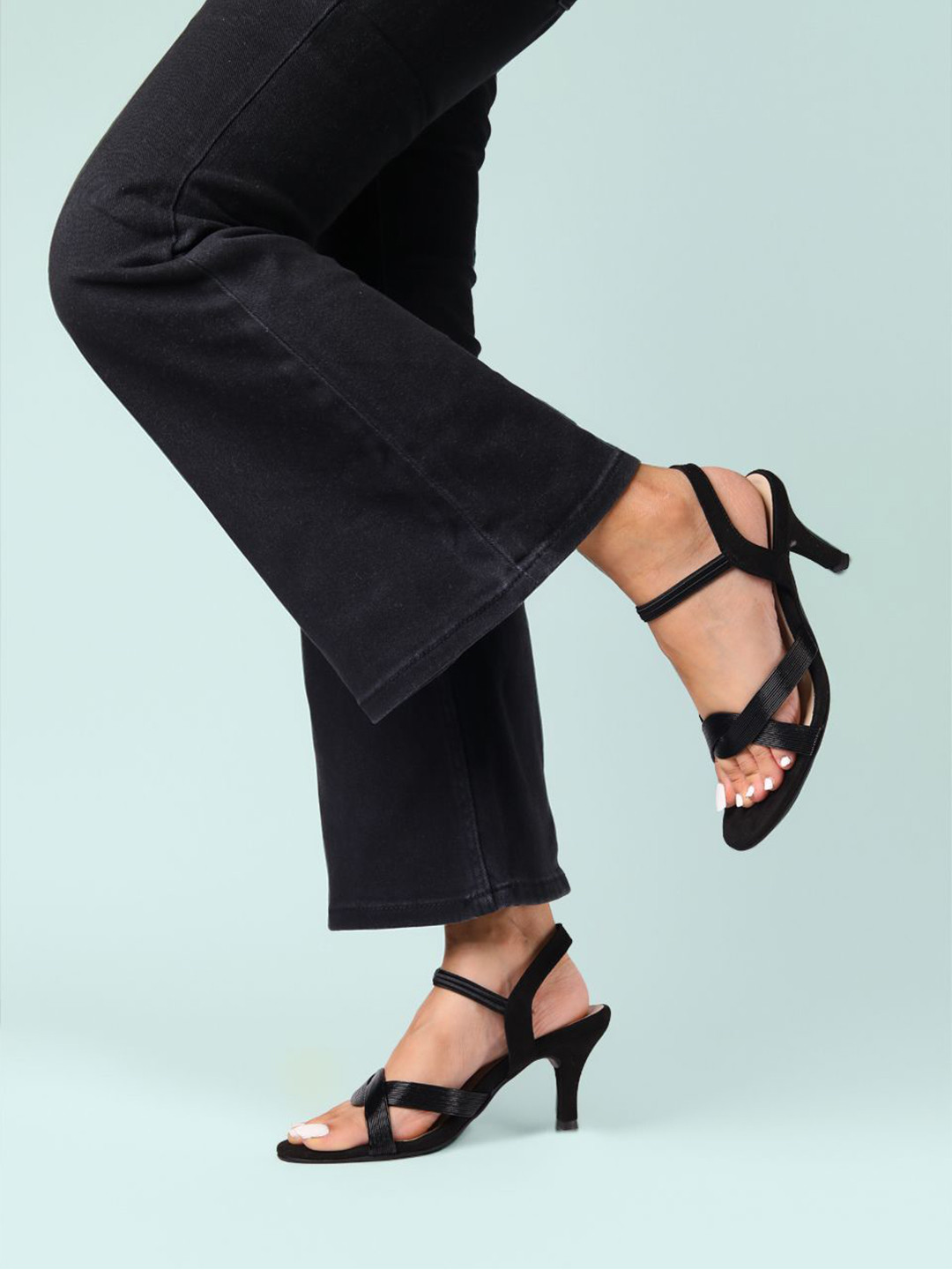 Monrow Women Teyla Black Slim Heeled Sandals