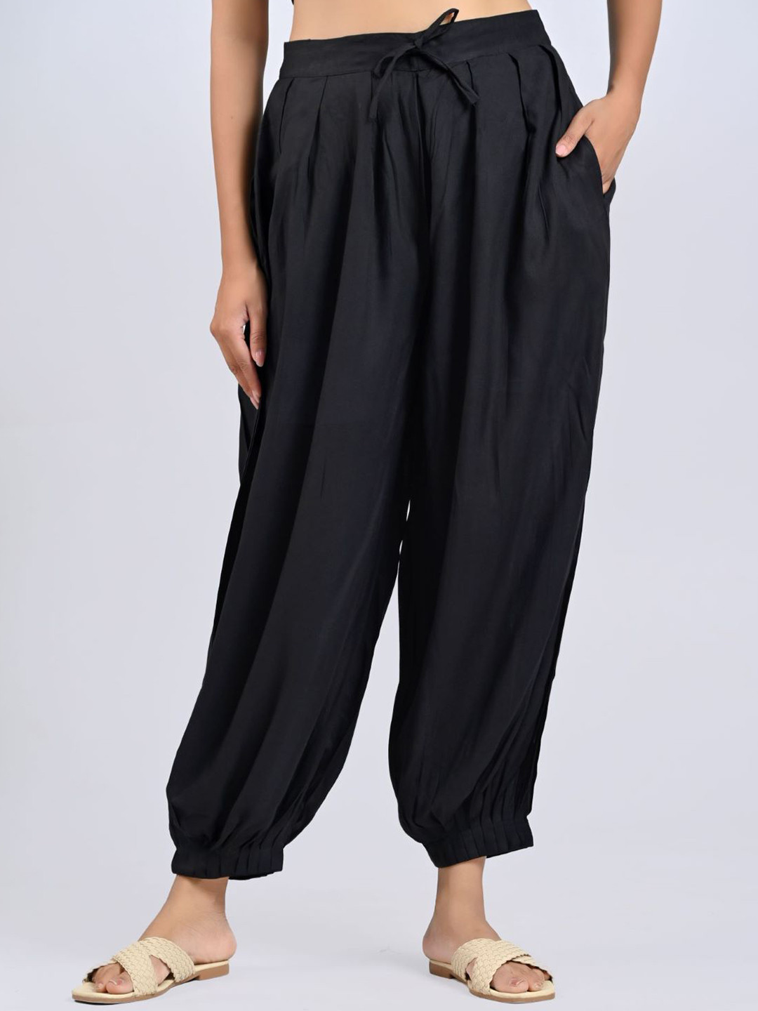Mirayya Enterprises Women Relaxed Fit Patiala Pants