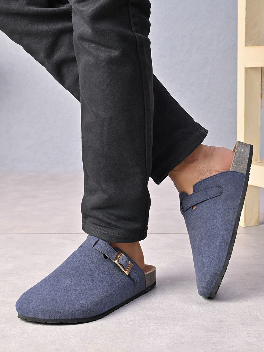 Big Fox Men Suede Round Toe Open Back Comfort Sandals With Buckles