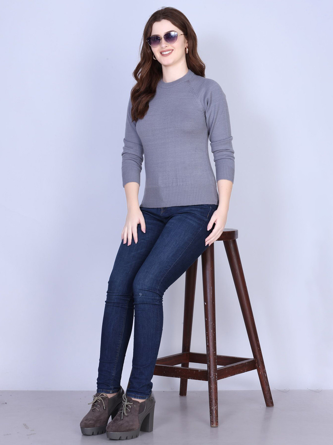SOSHAGUN OSWAL Women Round Neck Woollen Pullover