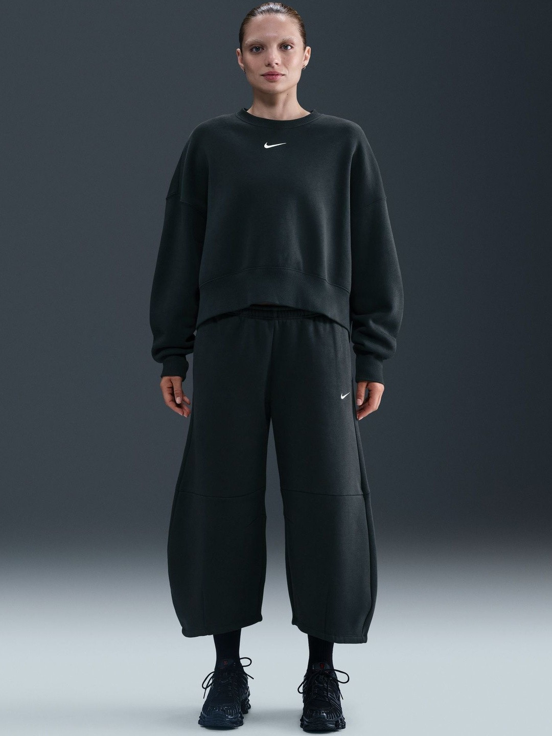 Nike Sportswear Phoenix Fleece Women's Loose Mid-Rise Barrel Trackpants