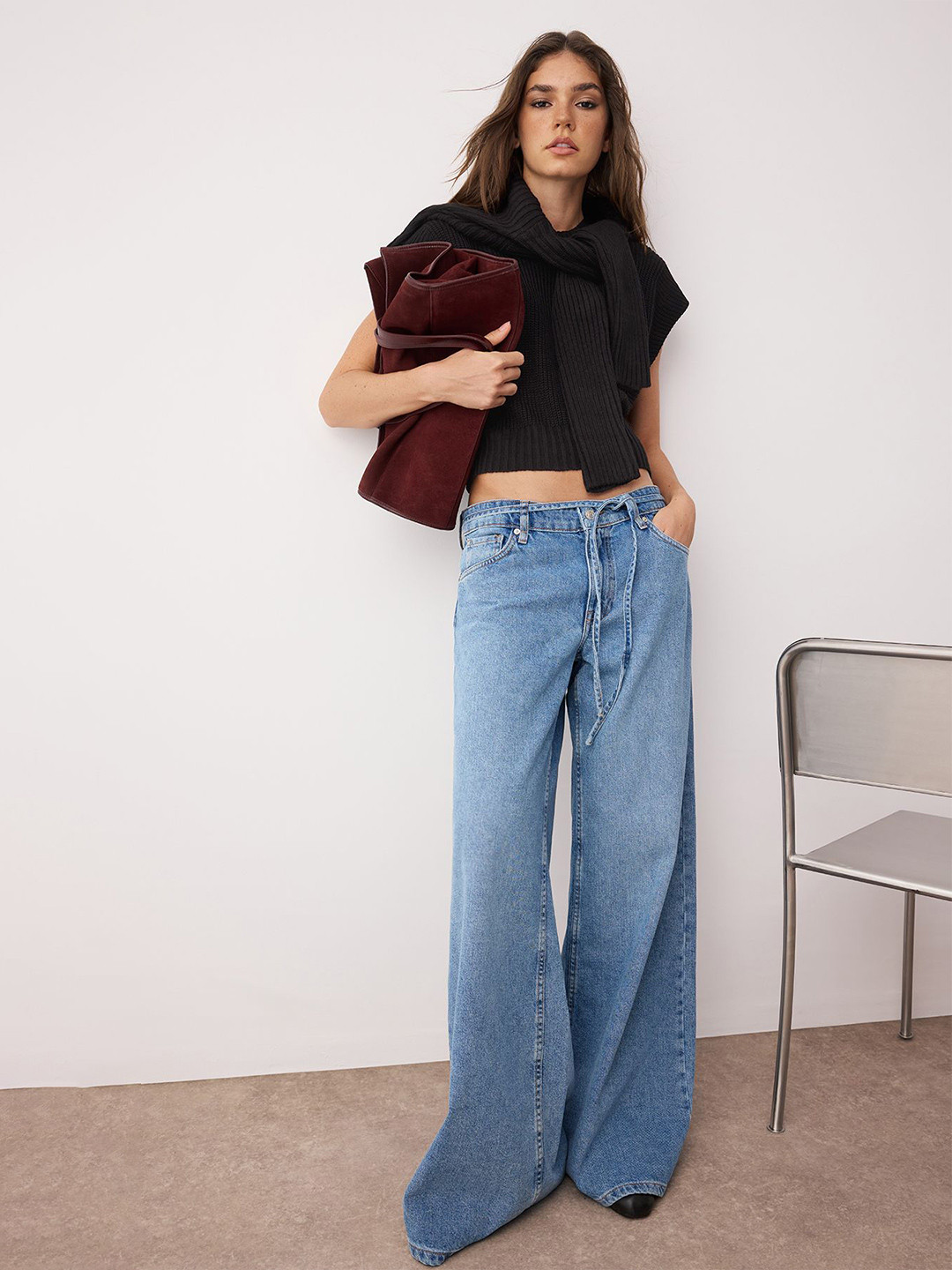 Trendyol Women Siyah Round Neck Short Sleeves Ribbed Crop Pullover Sweaters