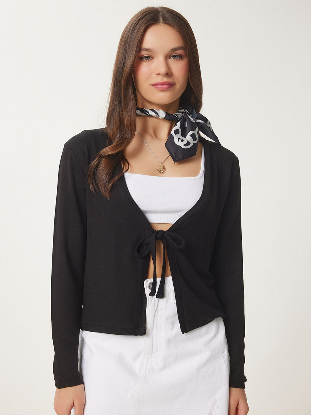 Happiness istanbul Siyah Women Long Sleeves Crop Cardigan Sweater
