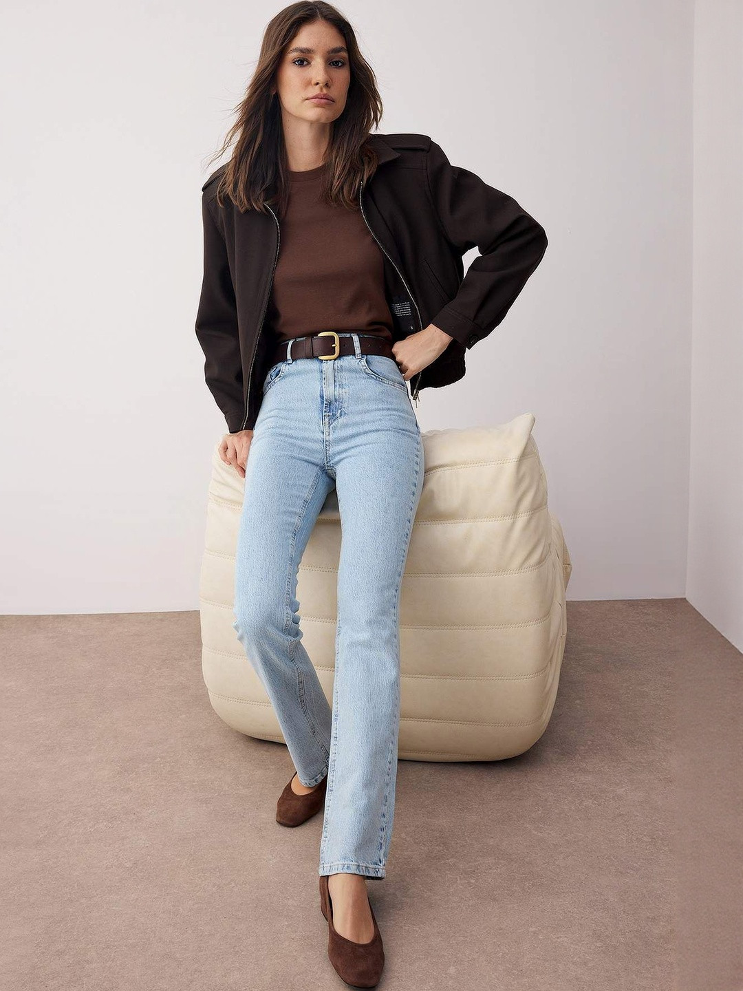 Trendyol Women Regular Fit Mid-Rise Light Fade Jeans