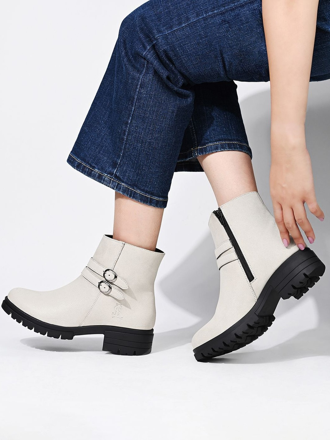 LOUIS STITCH Women Solid Mid-Top Double Buckle Slip-On Chelsea Boots