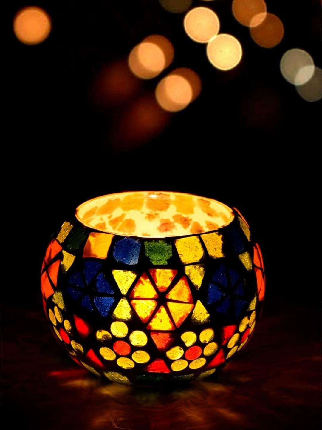 eCraftIndia Mosiac Glass Decorative Tea Light Holder