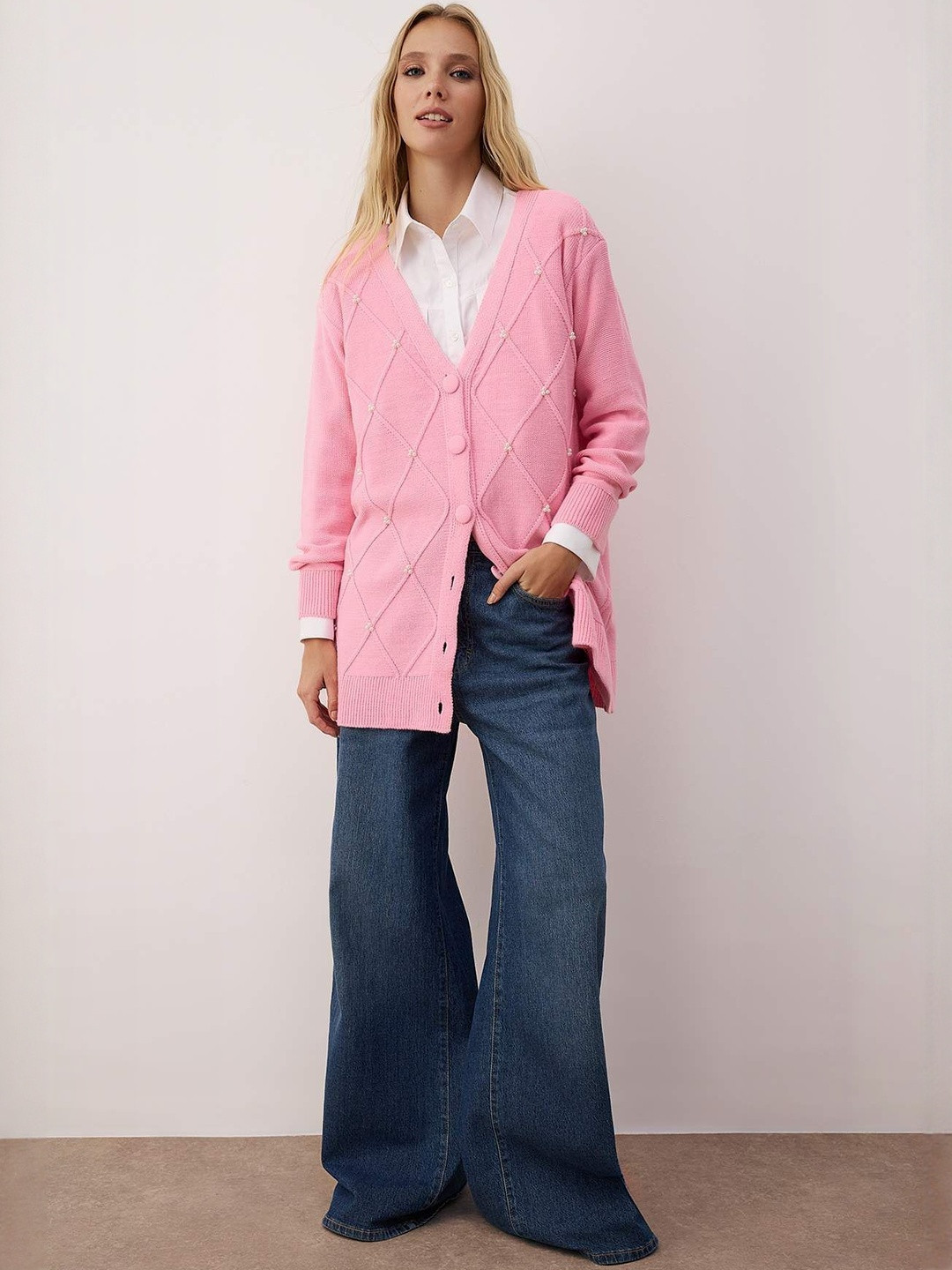 Trendyol Self Design V-Neck Long Sleeves Sweater With Jeans