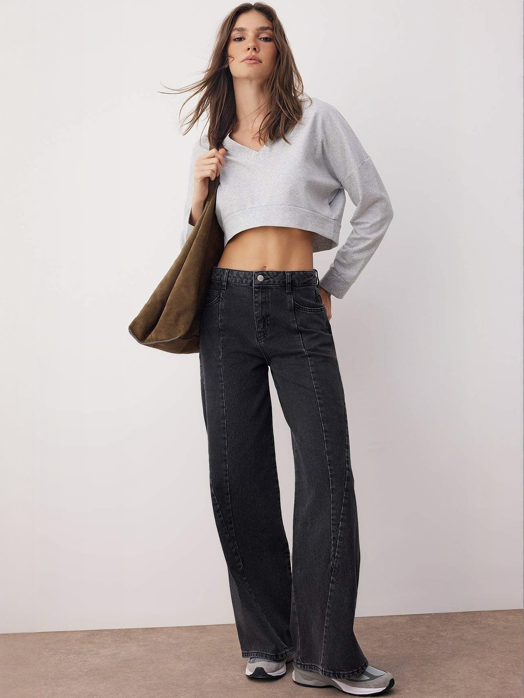 Trendyol Women Regular Fit Mid-Rise Light Fade Panelling Jeans