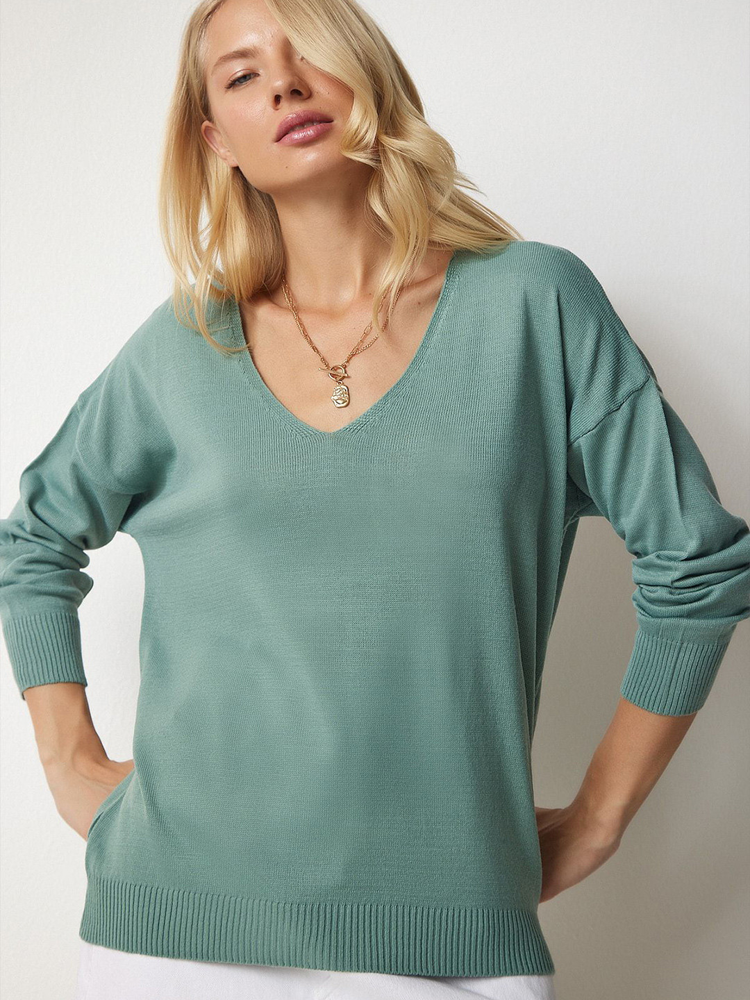 Happiness istanbul Women Ala Yeili V-Neck Long Sleeves Pullover Sweaters